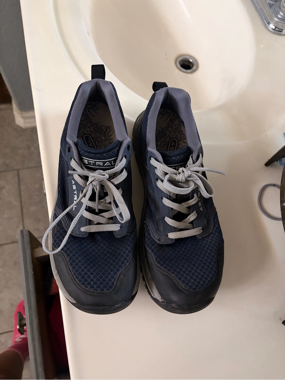 Astral TR1 Mesh Trail Hiking Shoes Women's Size 8 Blue Grey Sneakers